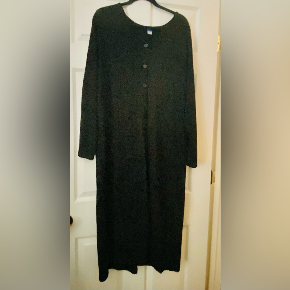 Old Navy long sleeved black dress